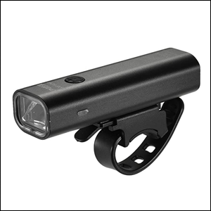 Luz-Da-Bicicleta-Recarregável-Lixada A imagem mostra uma lanterna de bicicleta de formato retangular, na cor preta. Na parte de baixa da lanterna, há u dispositivo para prendê-la na bicicleta. O fundo da imagem é branco.