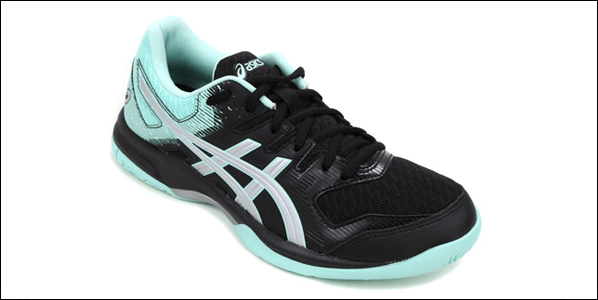 Tênis de handebol feminino.
