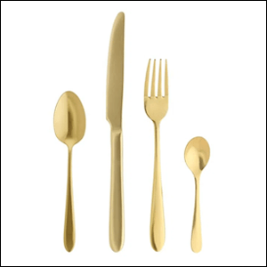 A imagem mostra um conjunto de talheres (uma colher, uma faca, um garfo e uma colher de chá), na cor dourada em um fundo branco.