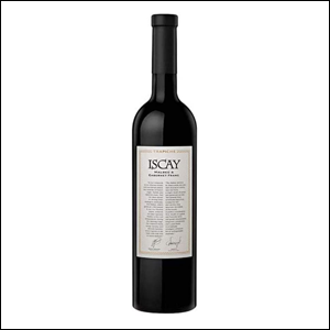 Vinho-Trapiche-Iscay-Malbec-Cabernet-Franc-2017 A imagem mostra uma garrafa de vinho na cor preta, com rótulo branco.