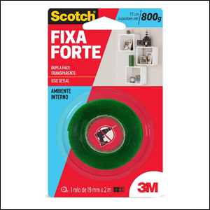 Fita-Dupla-Face-3M-Scotch A imagem mostra uma embalagem de fundo vermelho, com detalhes em azul e cinza, contendo uma fita dupla face enrolada no centro.