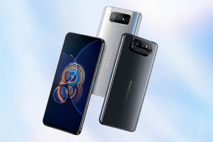 A imagem mostra 3 smartphones Zenfone 8 Flip nas cores prata e cinza, num fundo azul claro.