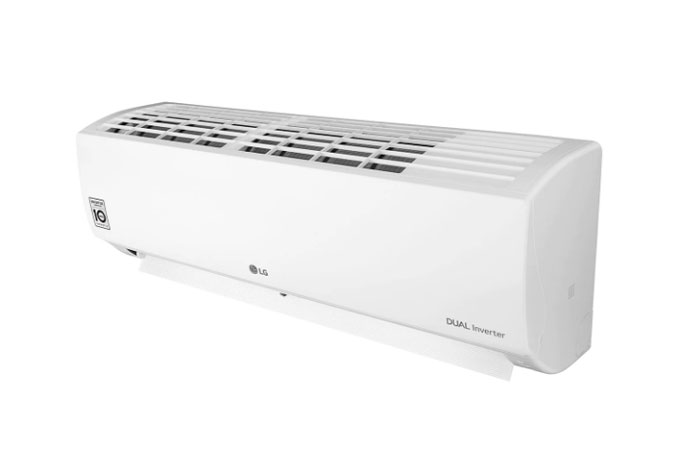 Aparelho de ar-condicionado sobre fundo branco