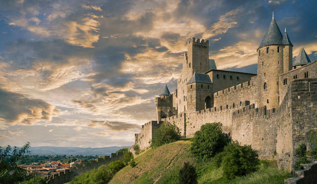 castelo medieval sobre coina