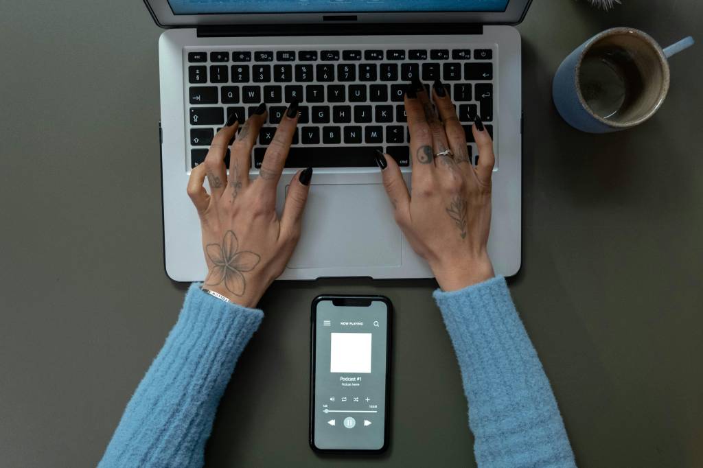 Podcasts educacionais para você curtir enquanto estuda