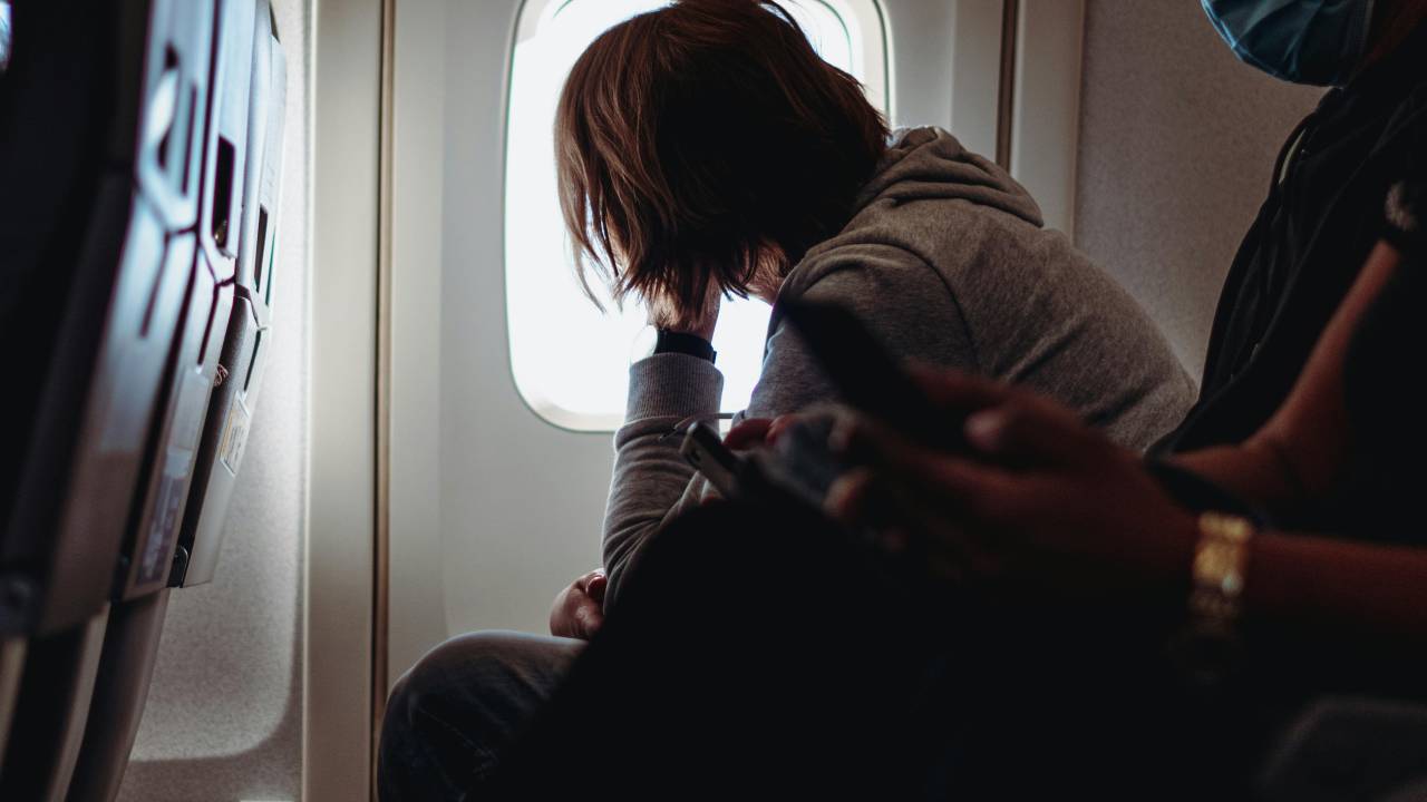 pessoa no avião