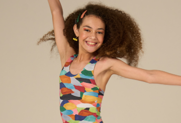 menina biquini absorvente